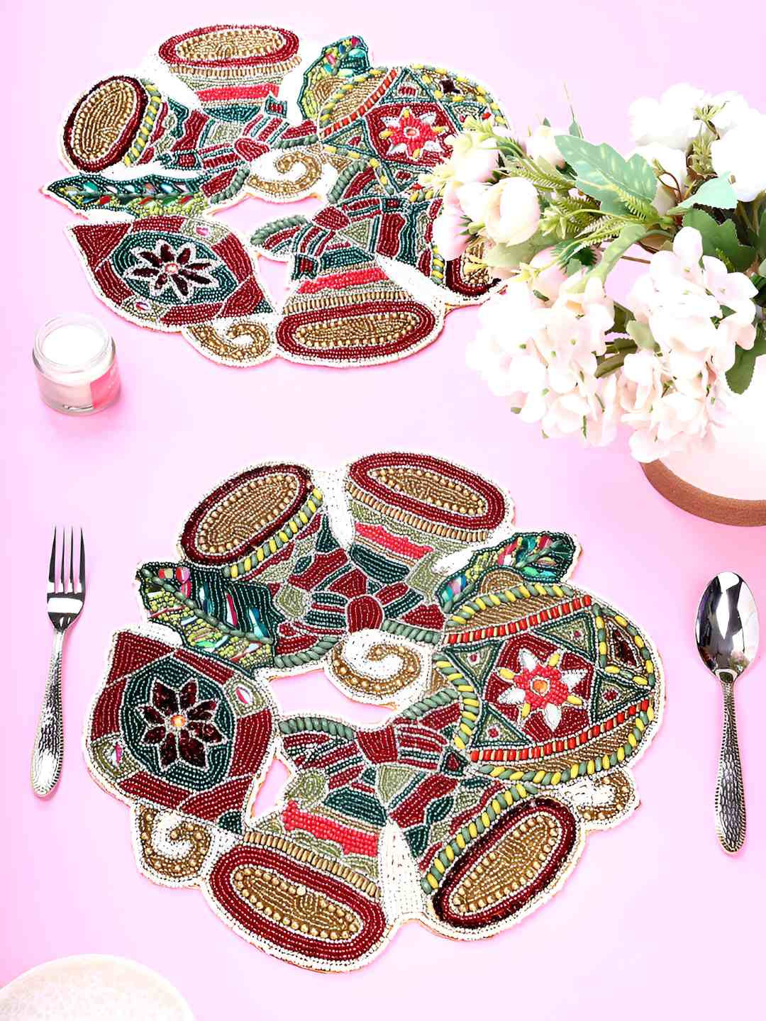 PURINA'S Green & Cream 2 Pieces Textured Beads Table Placemats