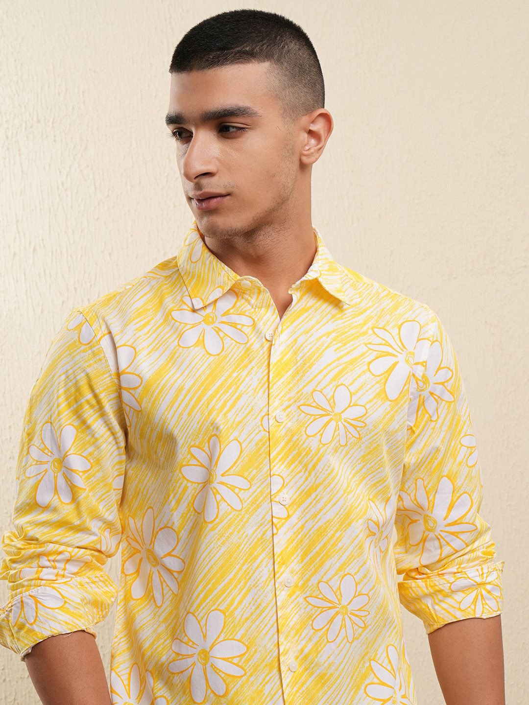 HIGHLANDER Men Printed Casual Shirt