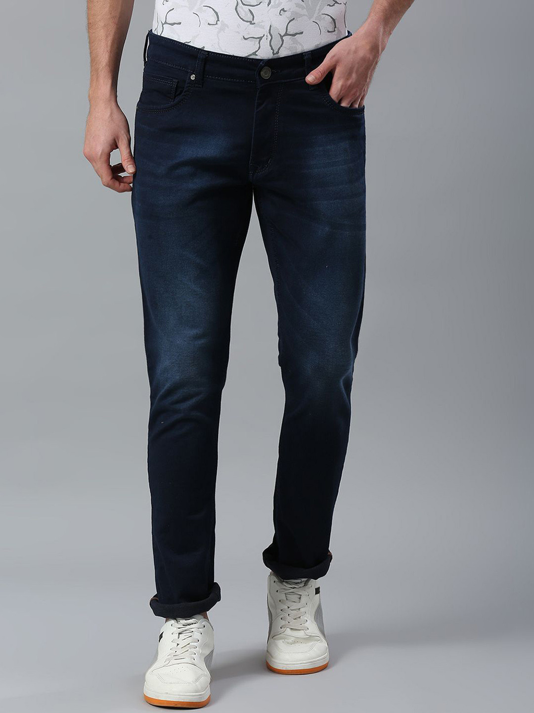 Klub Fox Men Skinny Fit Low Distress Light Fade Stretchable Jeans