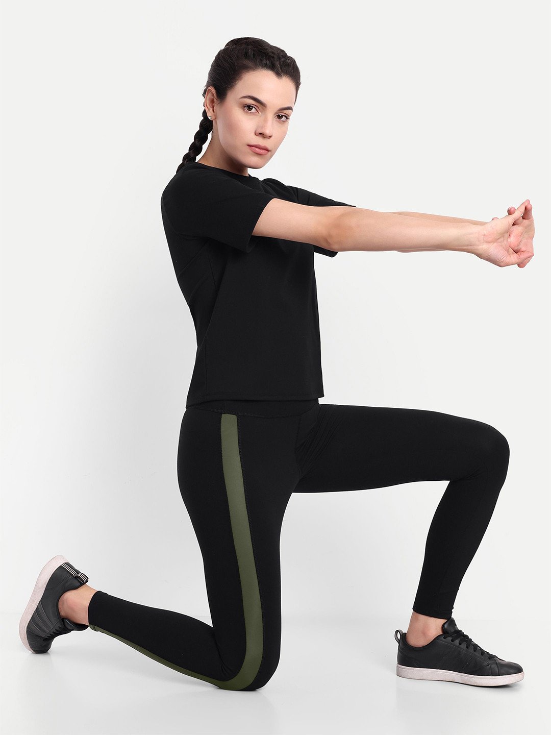 So What Solid Round Neck Top