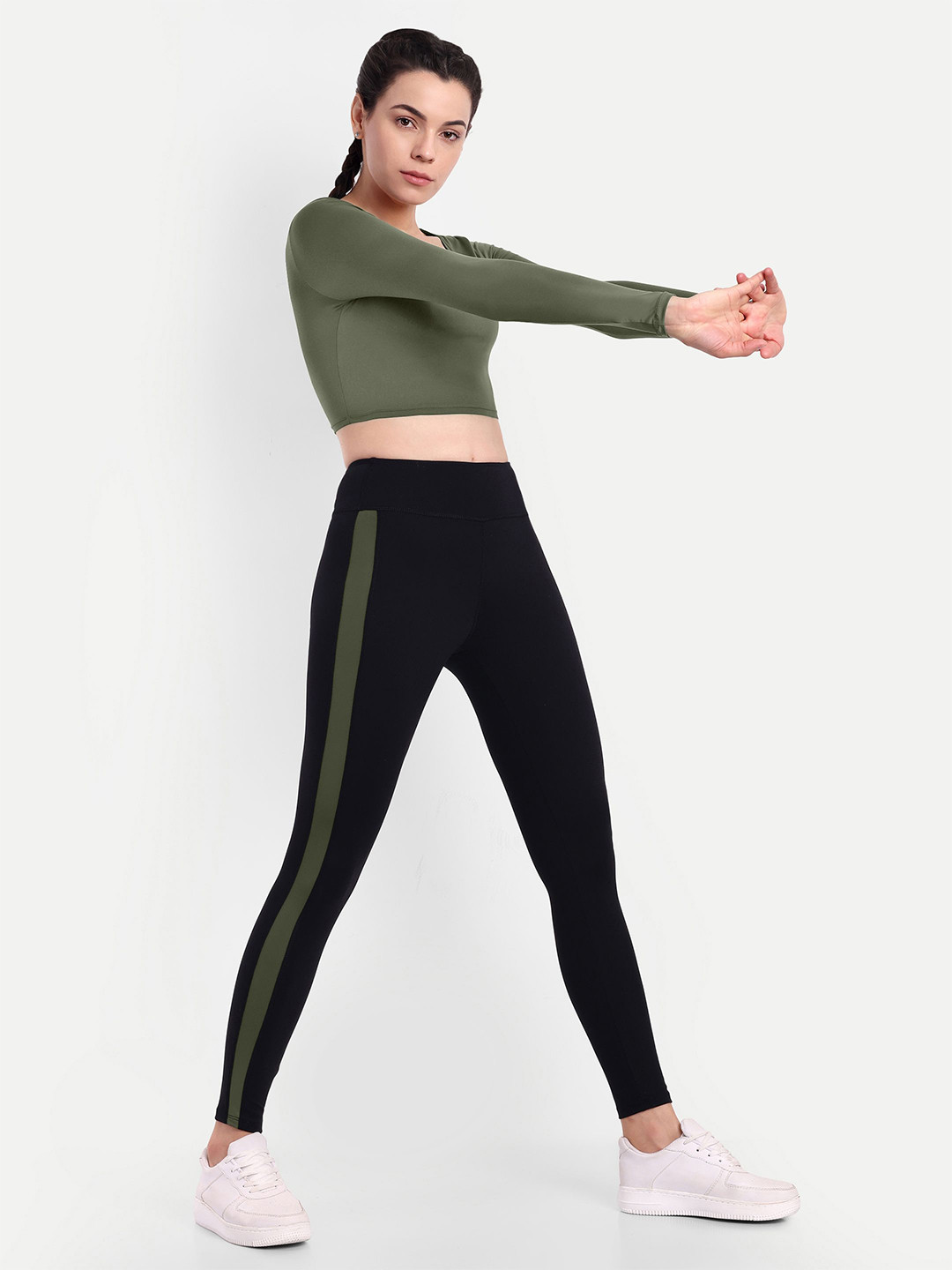 So What Solid Round Neck Crop Top