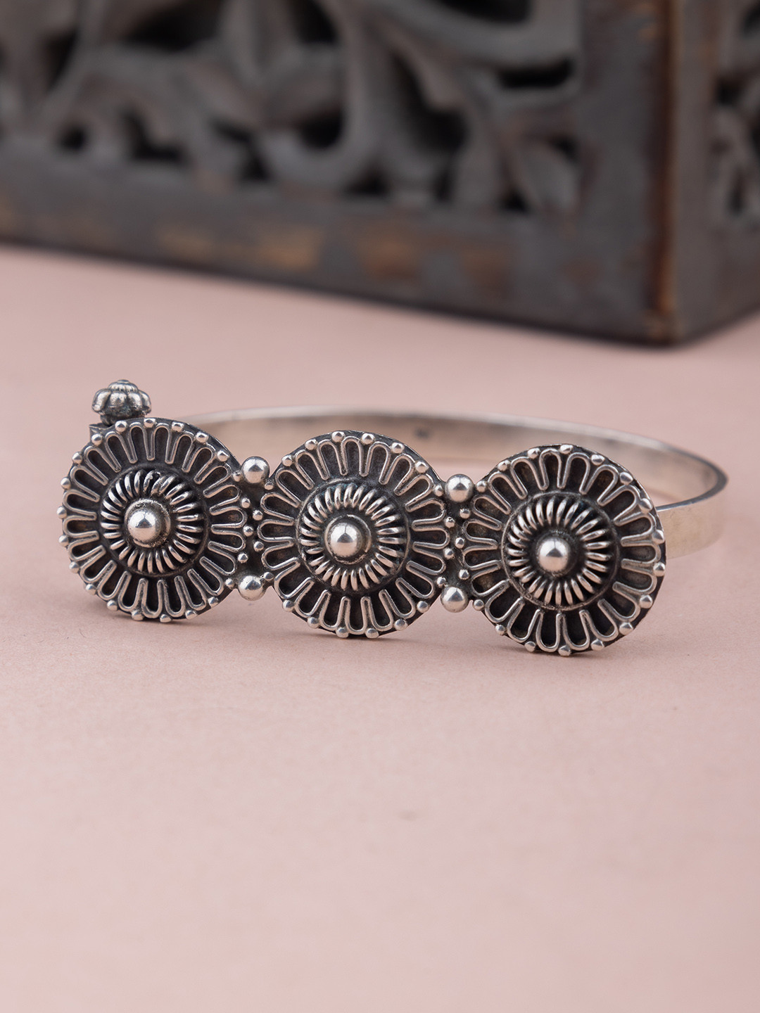 Shyle Intricate Tri motif Kada Bangle