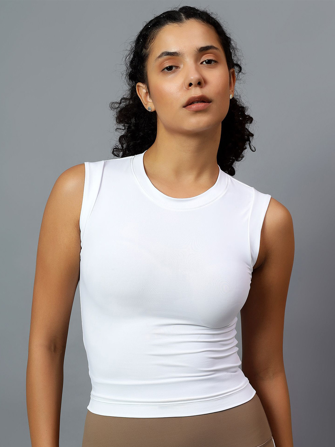 Fitkin Women White Fitted Crop Tank