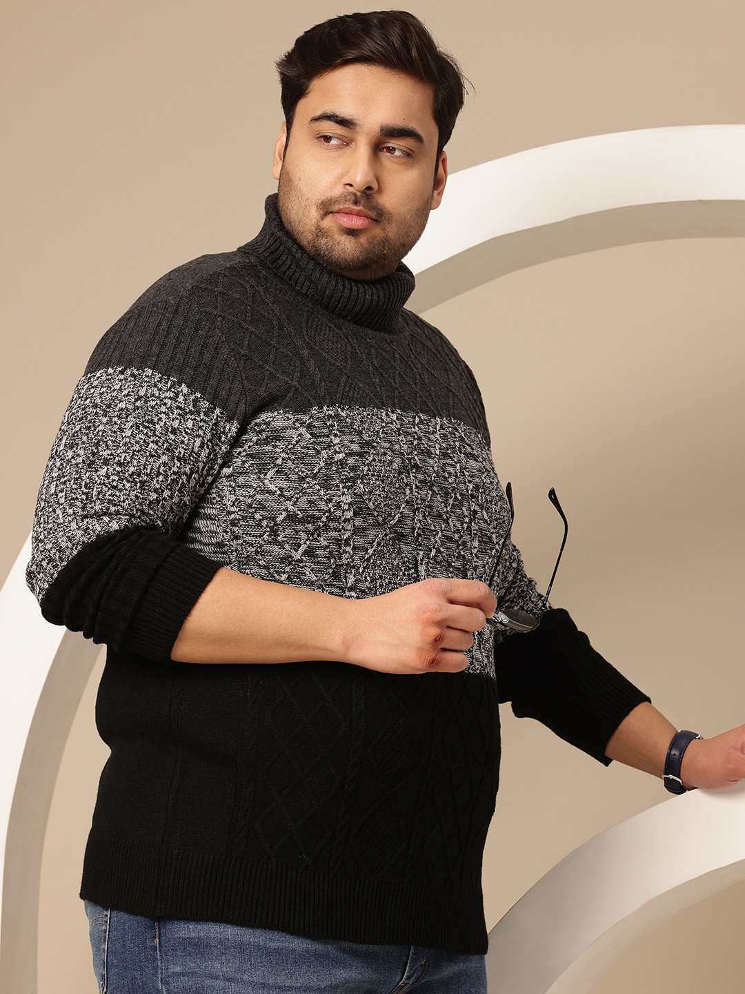 Sztori Plus Size Colourblocked with Cable Knit Design Acrylic Pullover