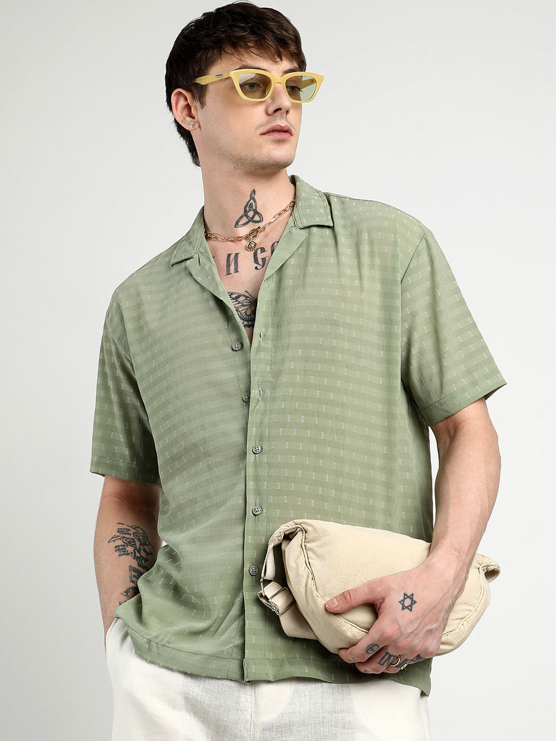Campus Sutra Men Comfort Cuban Collar Horizontal Stripes Oversized Woven Casual Shirt