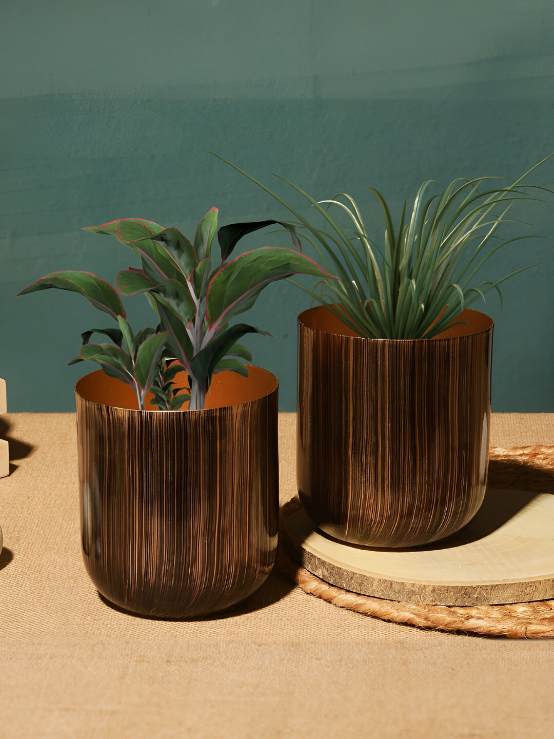 Homspurts Brown 2 Pieces Texture Metal Planter