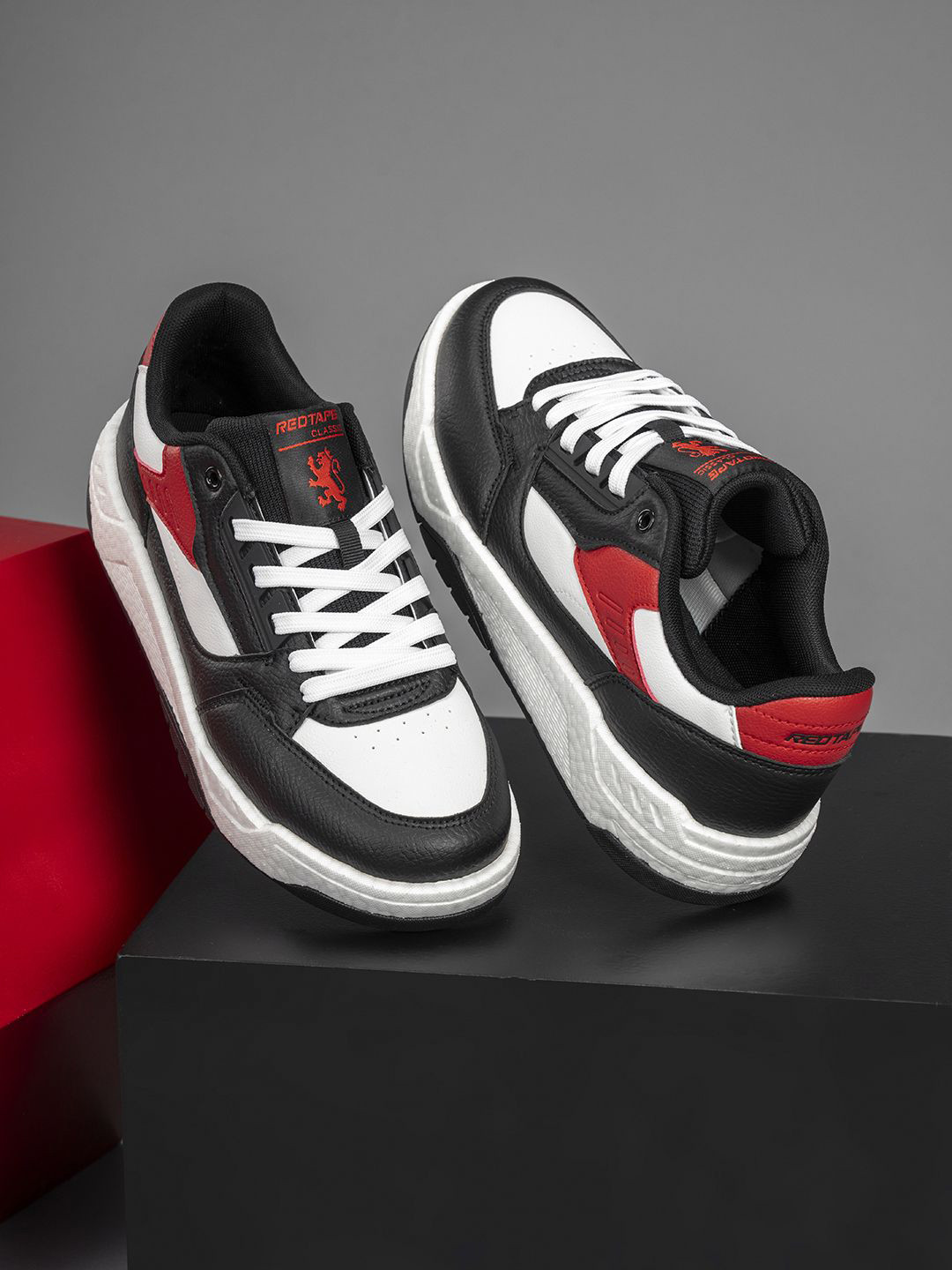 Red Tape Men Round Toe Memory Foam ETPU Sneakers
