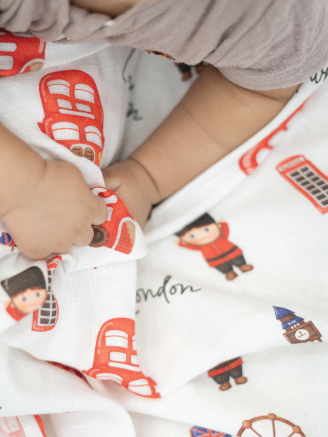 A Toddler Thing White & Red Printed Cotton 110 GSM Bath Towel