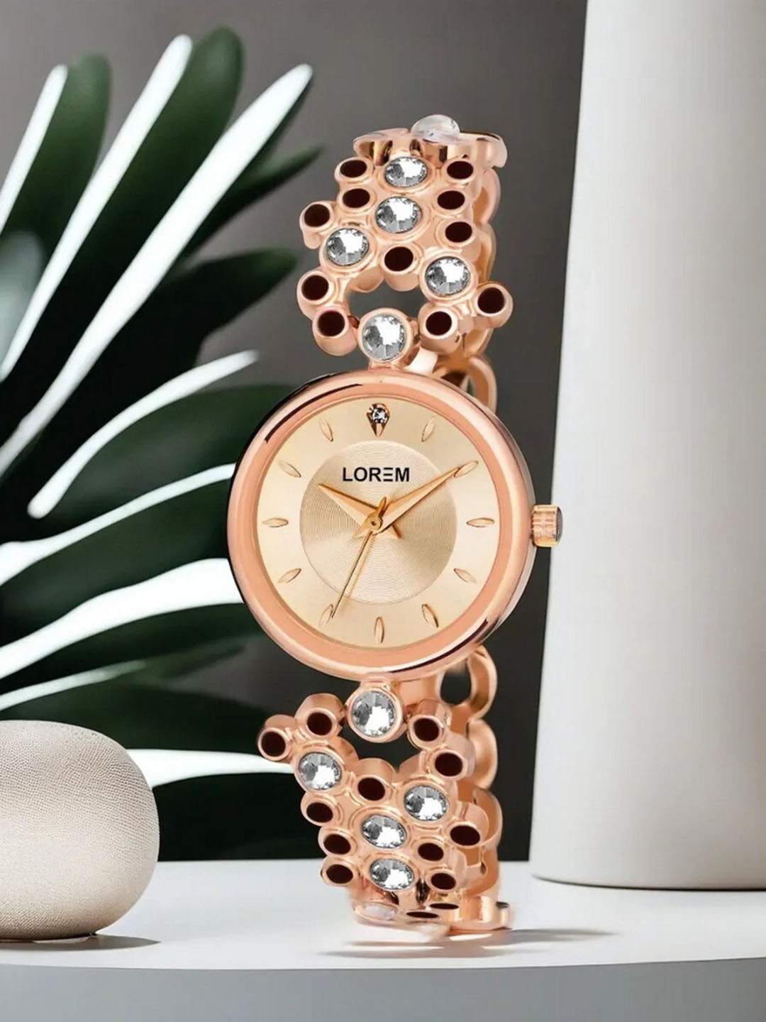 LOREM Women Brass Designer Dial & Straps Analogue Watch LR256-A
