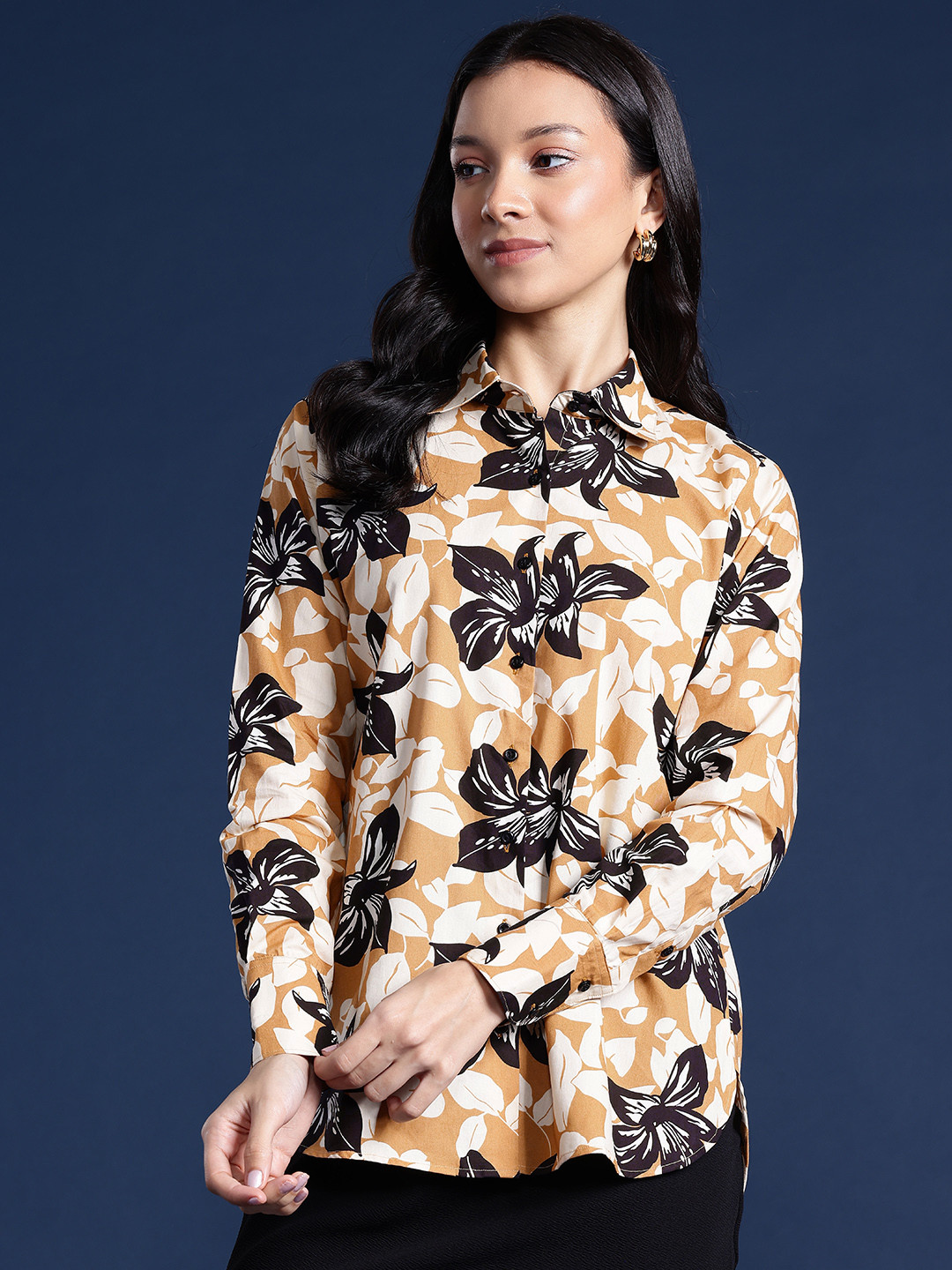 Hancock Women Floral Printed Pure Cotton Boyfriend Fit Casual Shirt