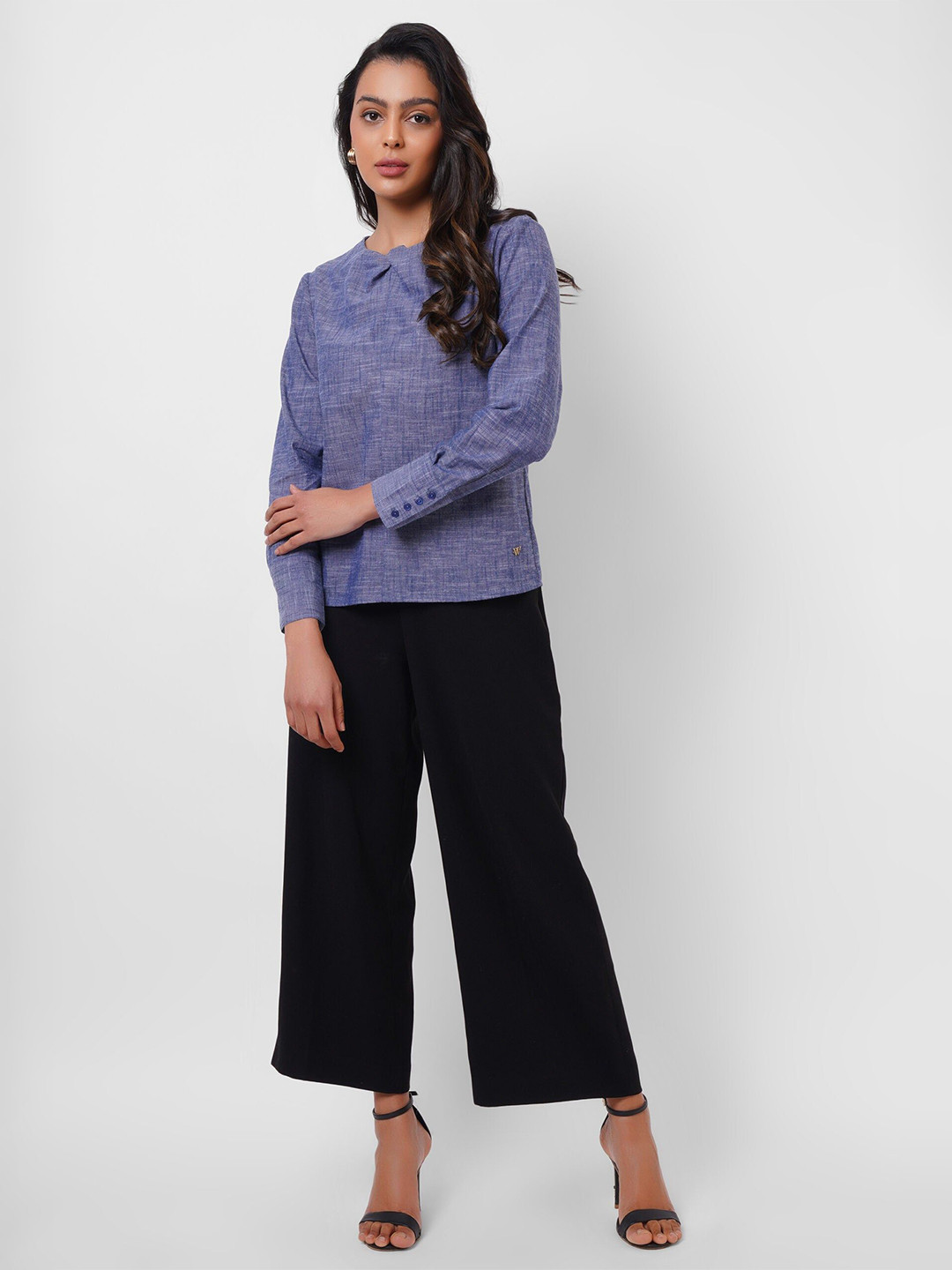 Western Era Solid Round Neck Top