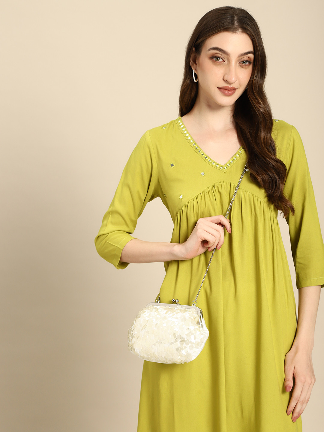 Sangria Women Sequin Embellished Sling Bag