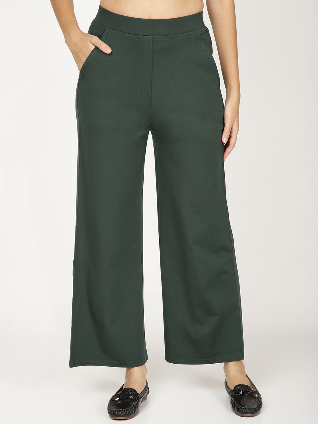 FUTURO Women Smart Loose Fit High-Rise Trousers