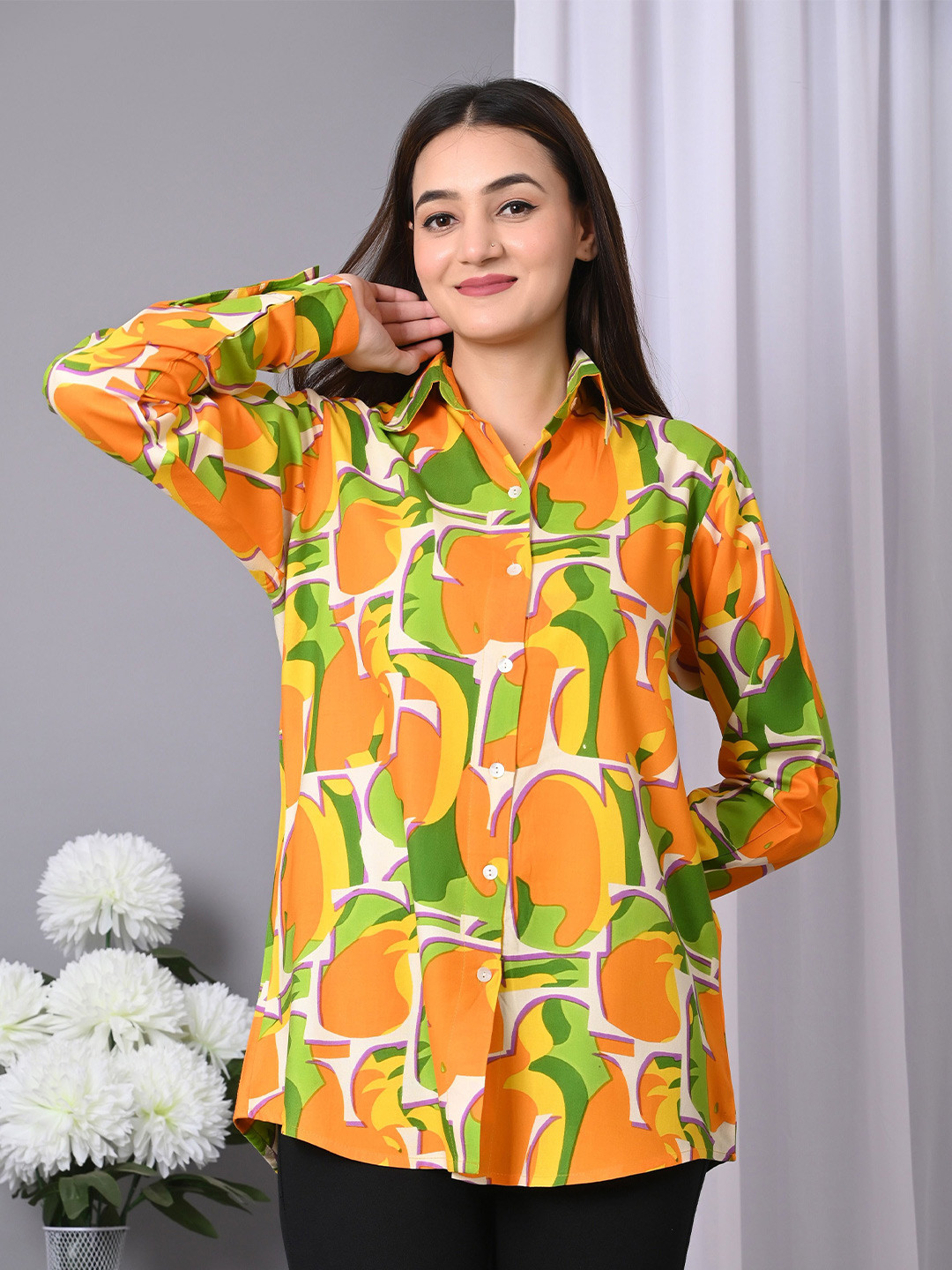 IQRAAR Women Abstract Printed Spread Collar Casual Shirt