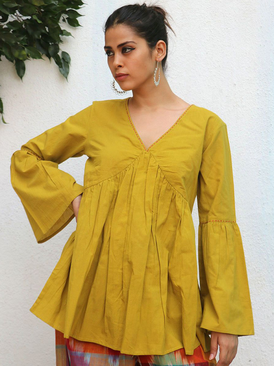 Chidiyaa Gamcha Solid Gathered V-Neck Cotton Empire Top