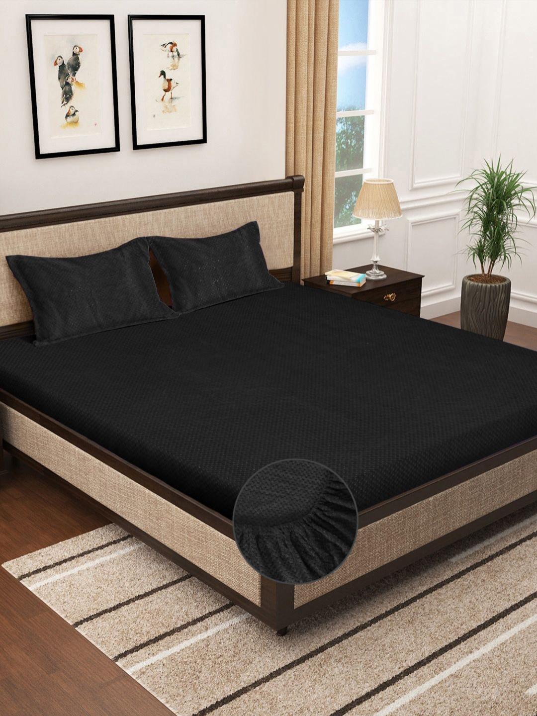 KLOTTHE Black Chevron Wool 300 TC Fitted King Bedsheet with 2 Pillow Covers-98 x 89 inches