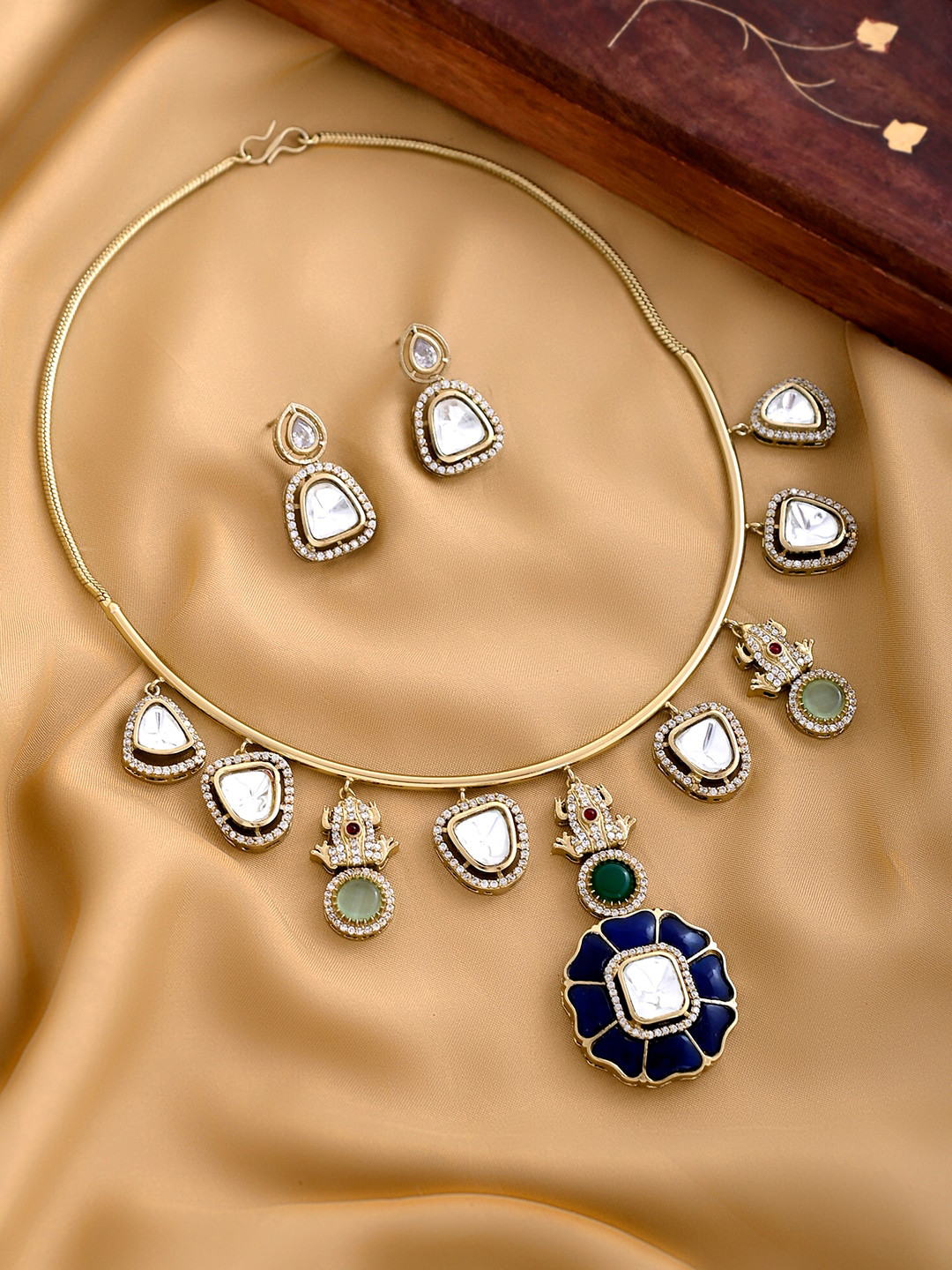Hasli Statement Blue And White Kundan-Studded Golden Necklace Set
