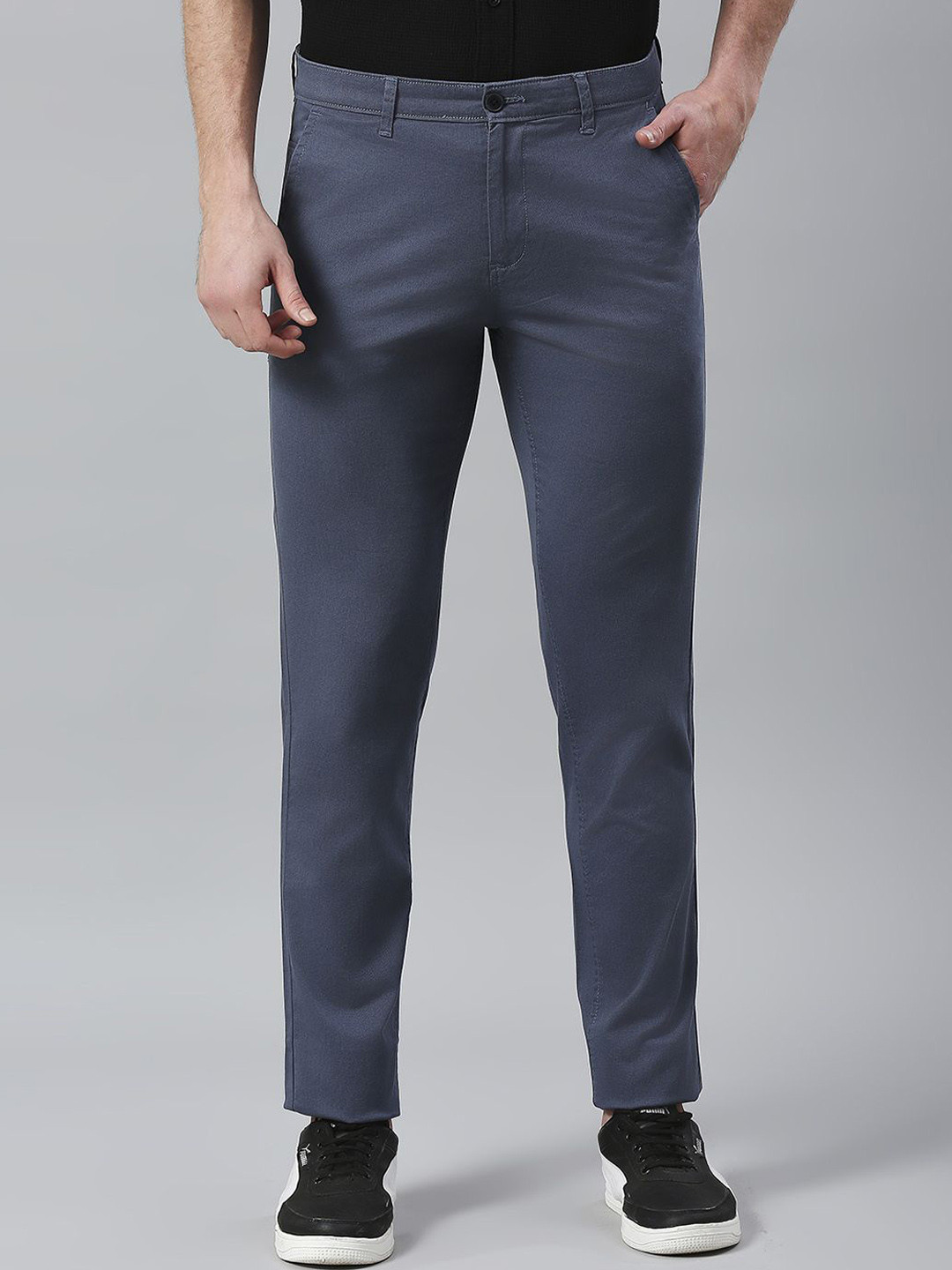 Klub Fox Men Carrot Slim Fit Trousers