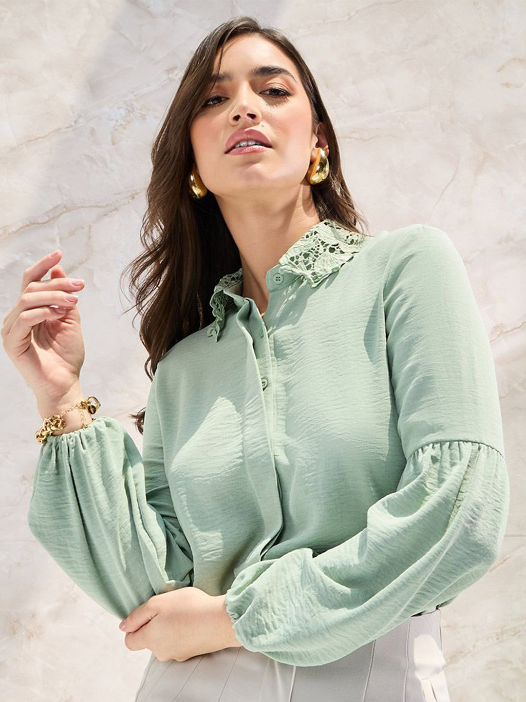 Styli Women Casual Lace Frills Bows And Ruffles Lace Collar Placket Detail Relaxed Shirt