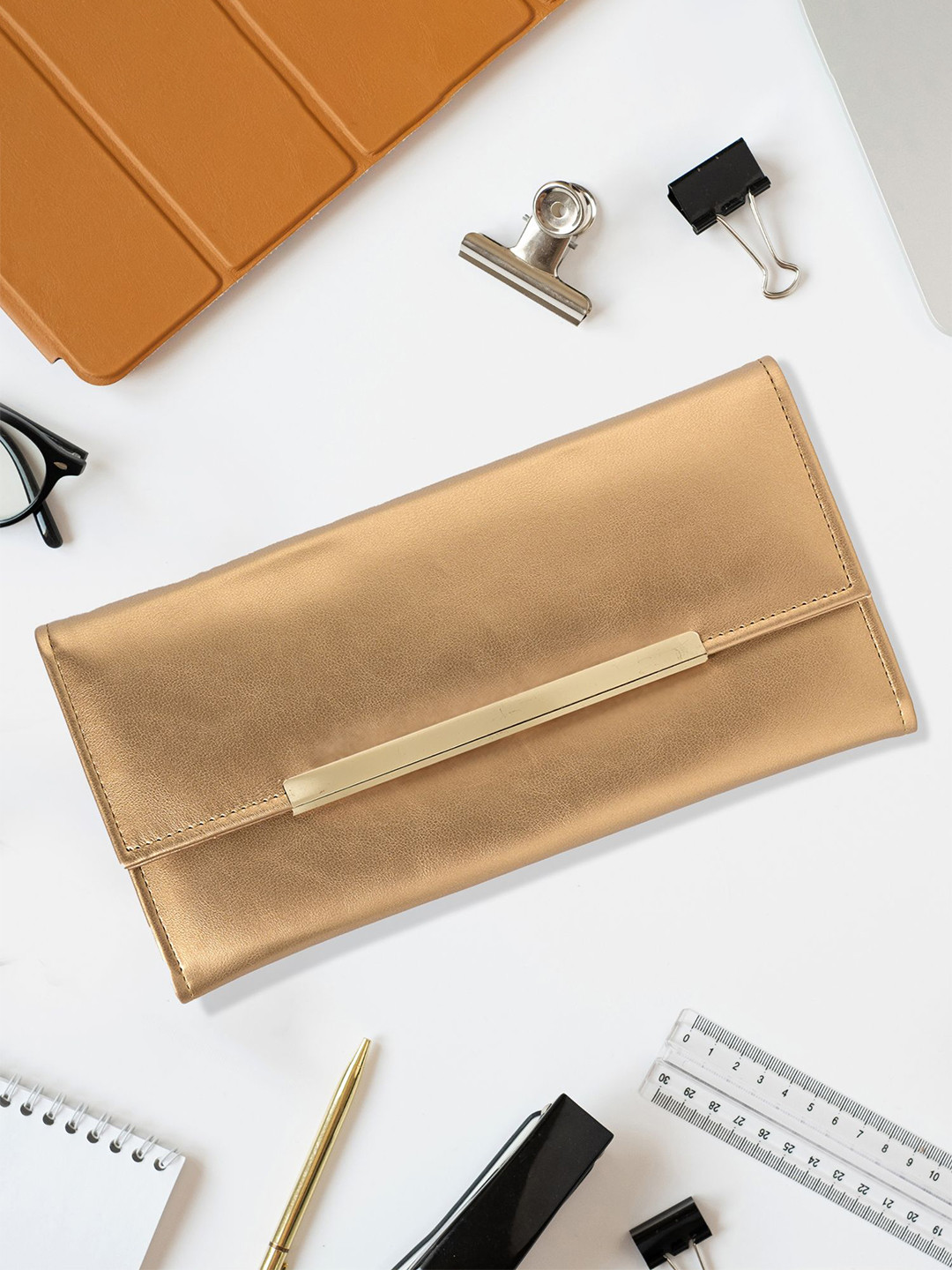 MARKQUES Women Leather Envelope Wallet