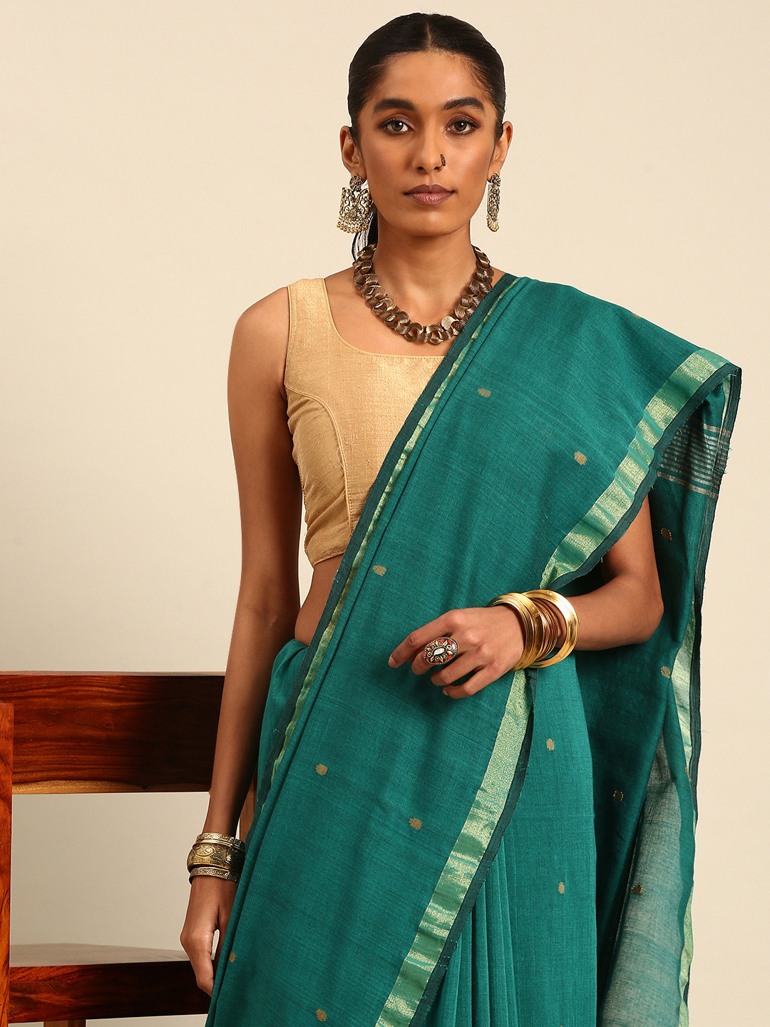 Taavi Handloom Cotton Zari Border Jamdani Inspired Saree