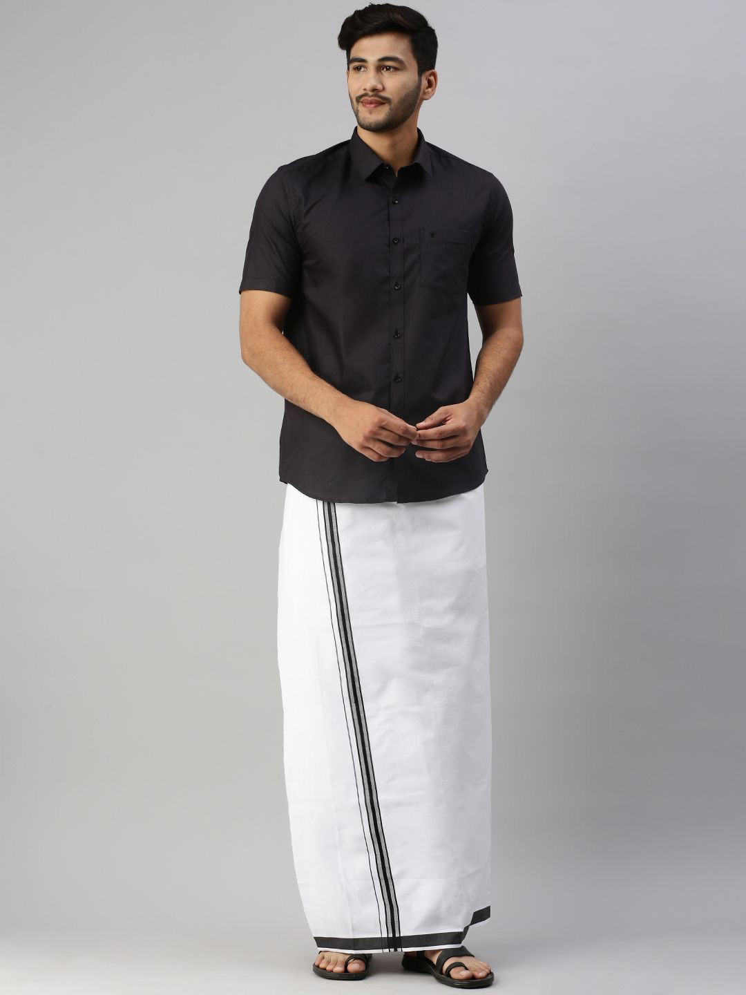 Ramraj Short Sleeves Shirt With Border Detailed Veshti