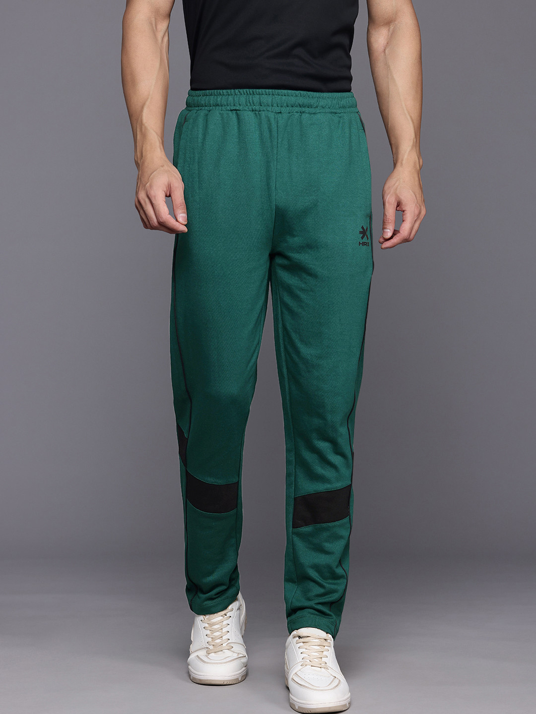 HRX by Hrithik Roshan Men Regular Fit Lifestyle Track Pants