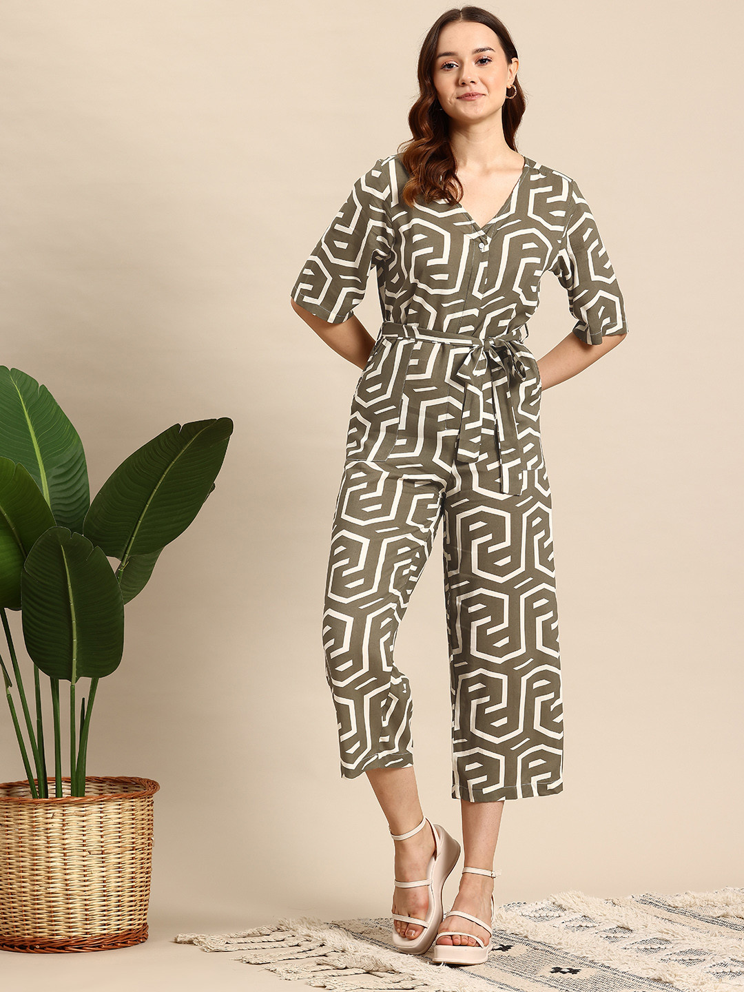 Mast & Harbour Printed Capri Jumpsuit