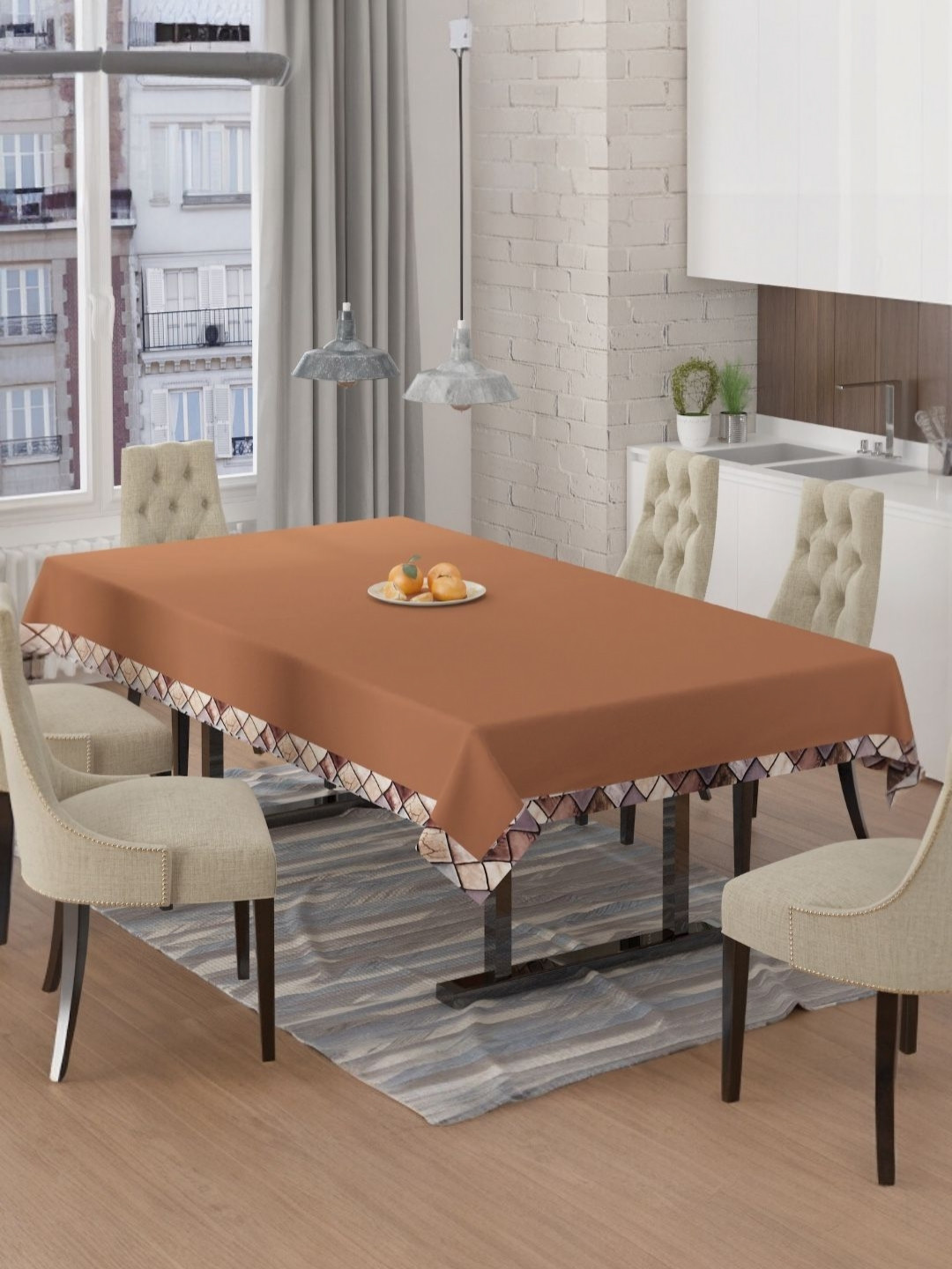 BIGGER FISH Brown Anti-Skid 6-Seater Velvet Table Cover With Border