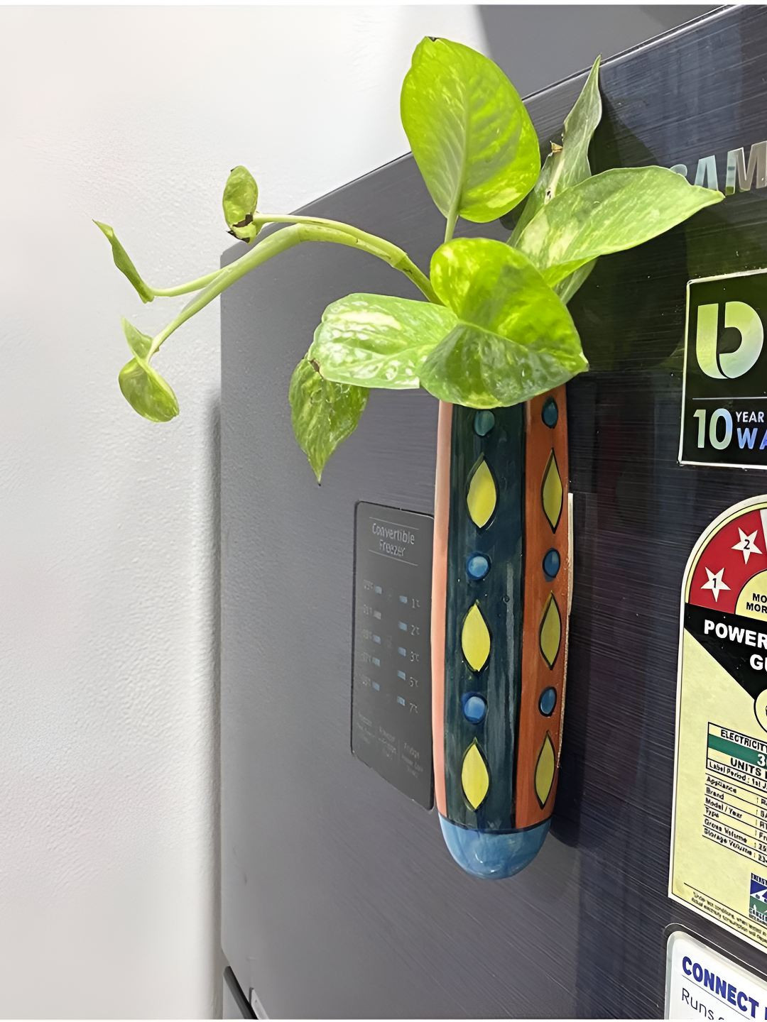 VAH Kya Bat Hai !! Red & Blue Printed Ceramic Flower Pot Holder