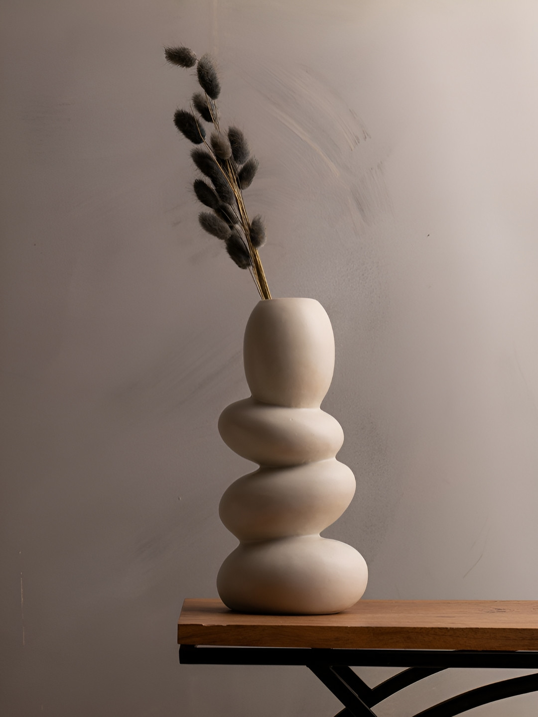 Glimpse Homes Off White Ceramic Pebble Flower Vase