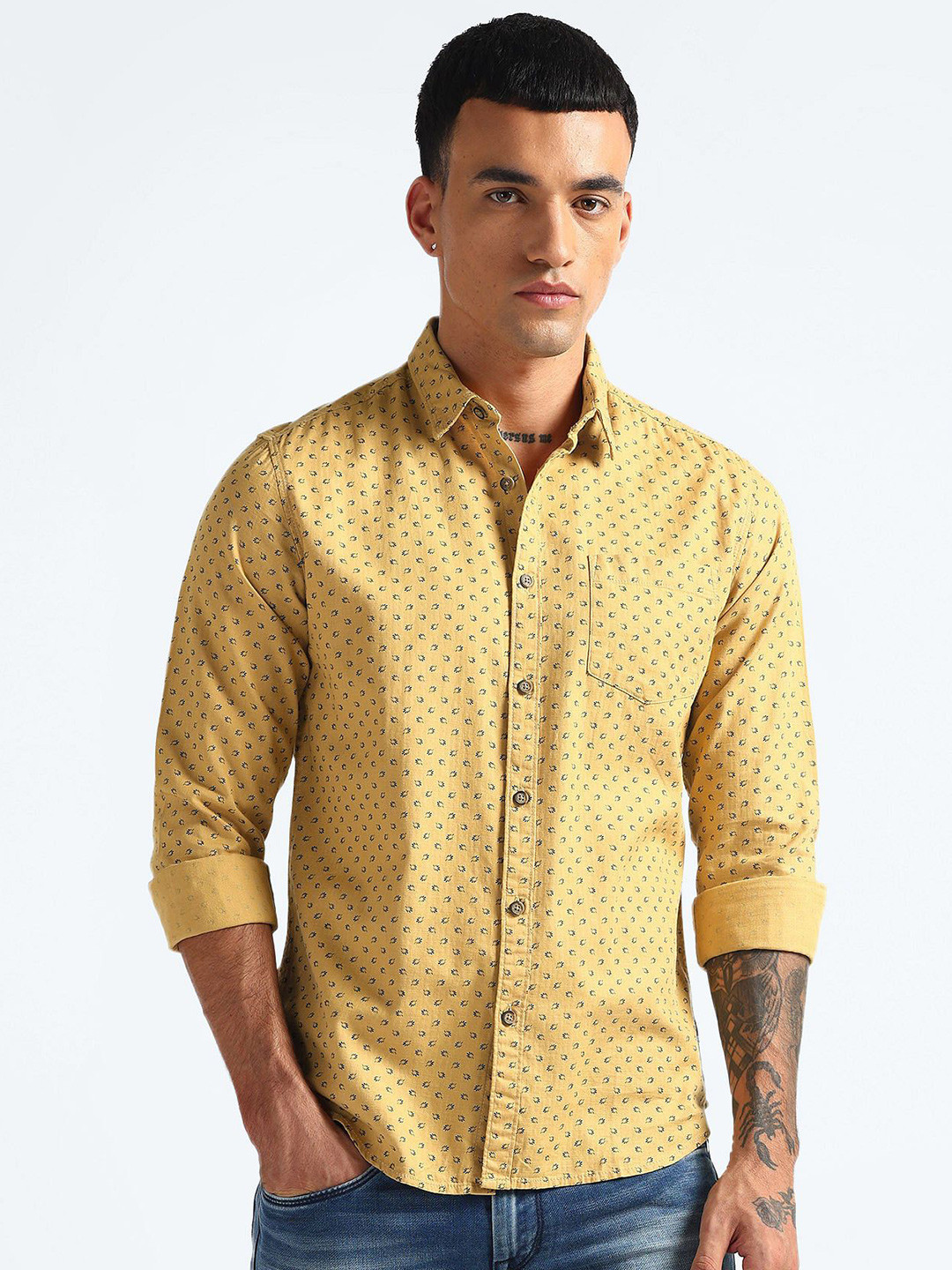 Flying Machine Men Micro Ditsy Printed Casual Shirt