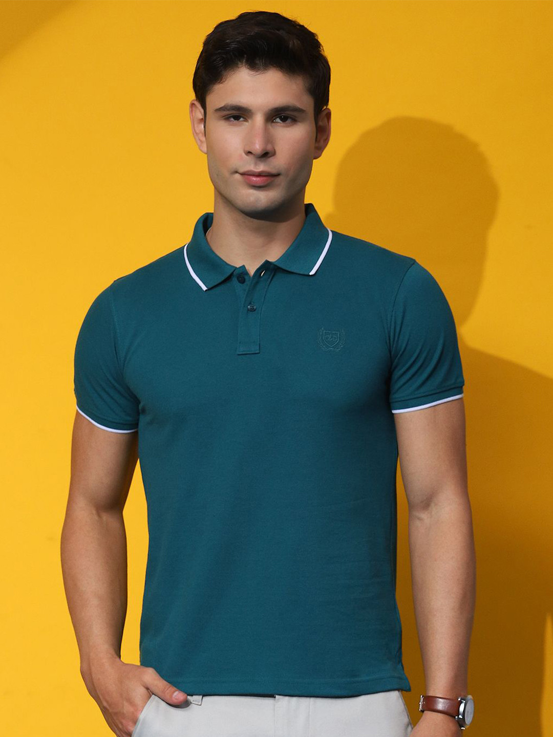 Cloak & Decker by Monte Carlo Men Solid Polo Collar T-shirt