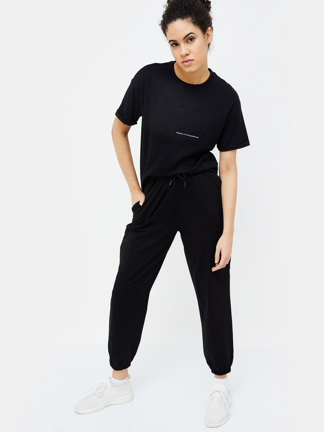 Kappa Women Round Neck Pockets T-shirt