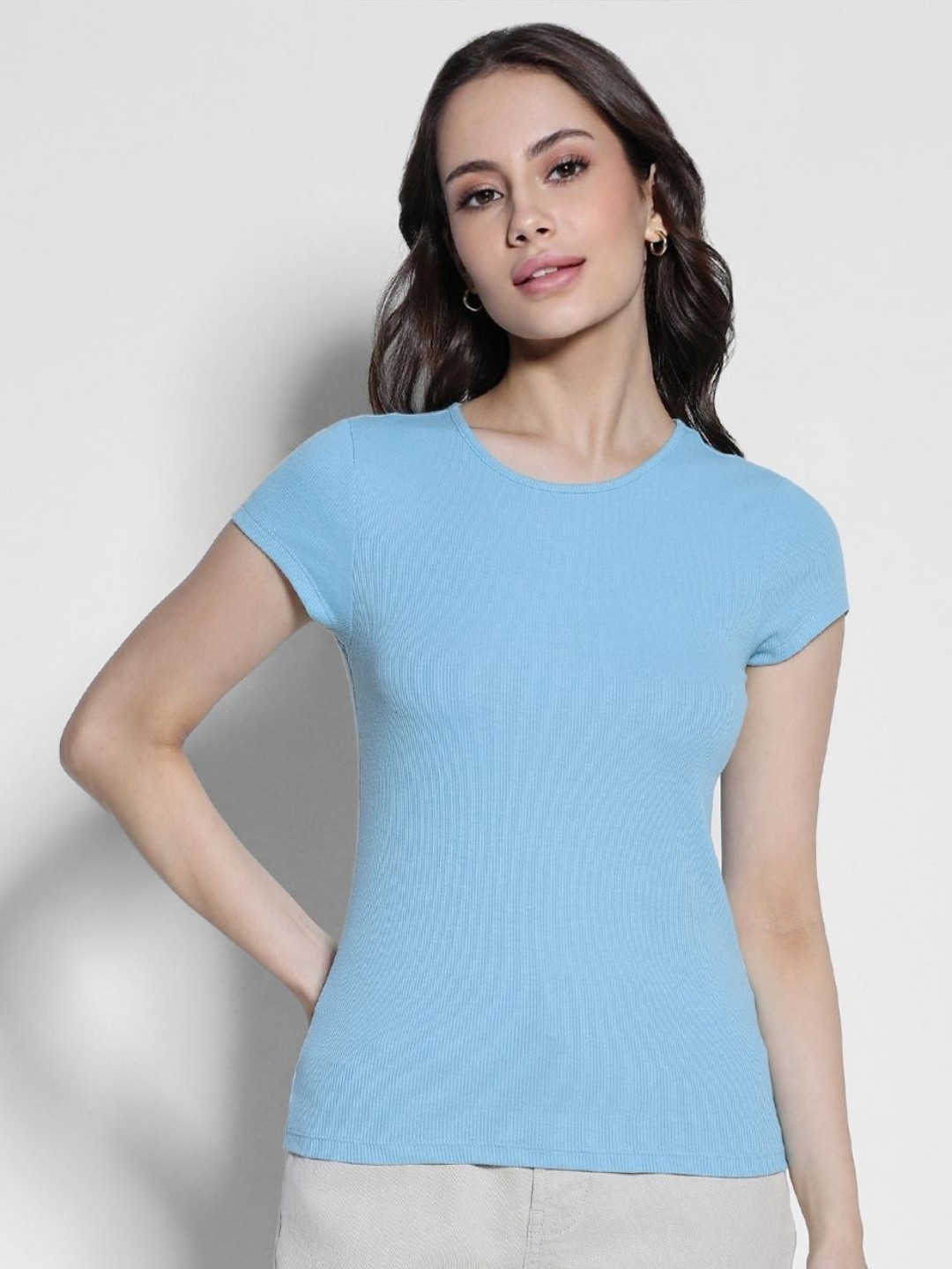AMERICAN EAGLE OUTFITTERS Women Extended Sleeves Pockets Slim Fit T-shirt