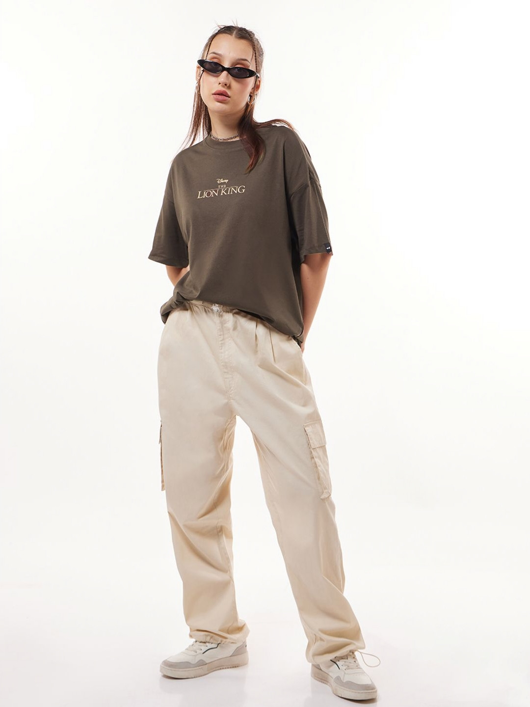 Bewakoof Women Solid Lion King Graphic Printed Oversized T Shirt