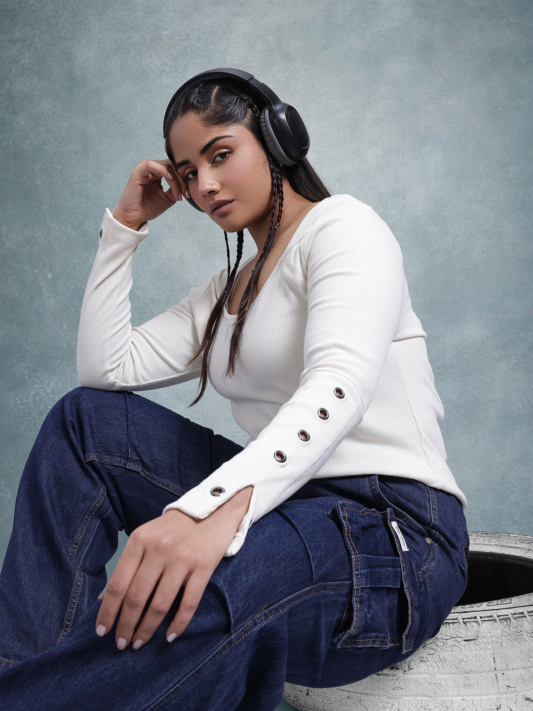 The Roadster Life Co. Plus Size Ribbed Scoop Neck Eyelets Studded Detail T-shirt