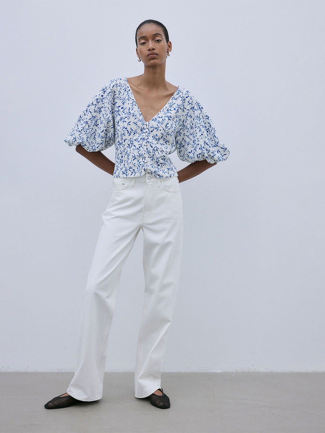 H&M Printed Blouse - Tops for Women 30064939 | Myntra