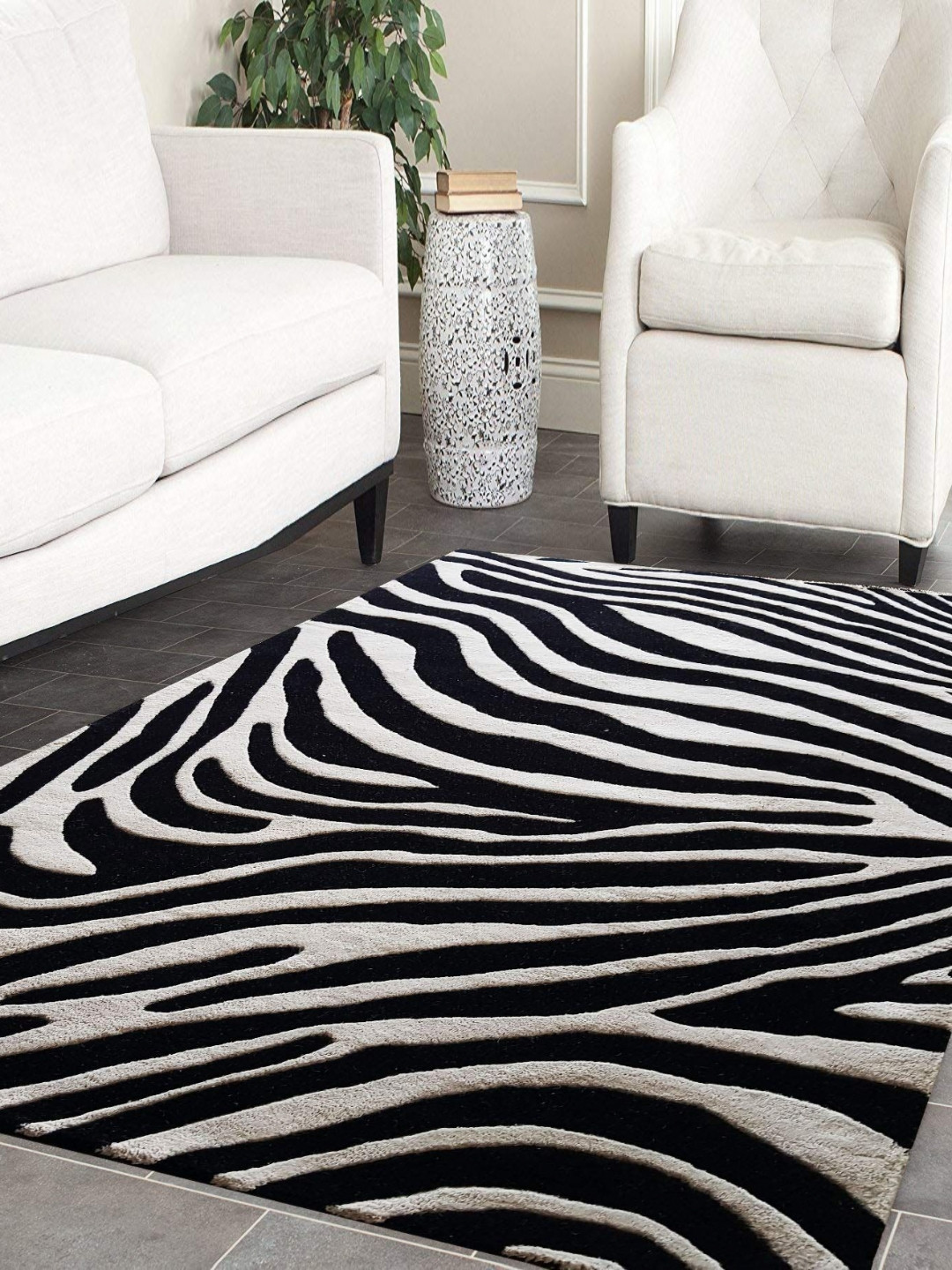 Safiya Carpet Black Abstract Hand-Tufted Woollen Carpets