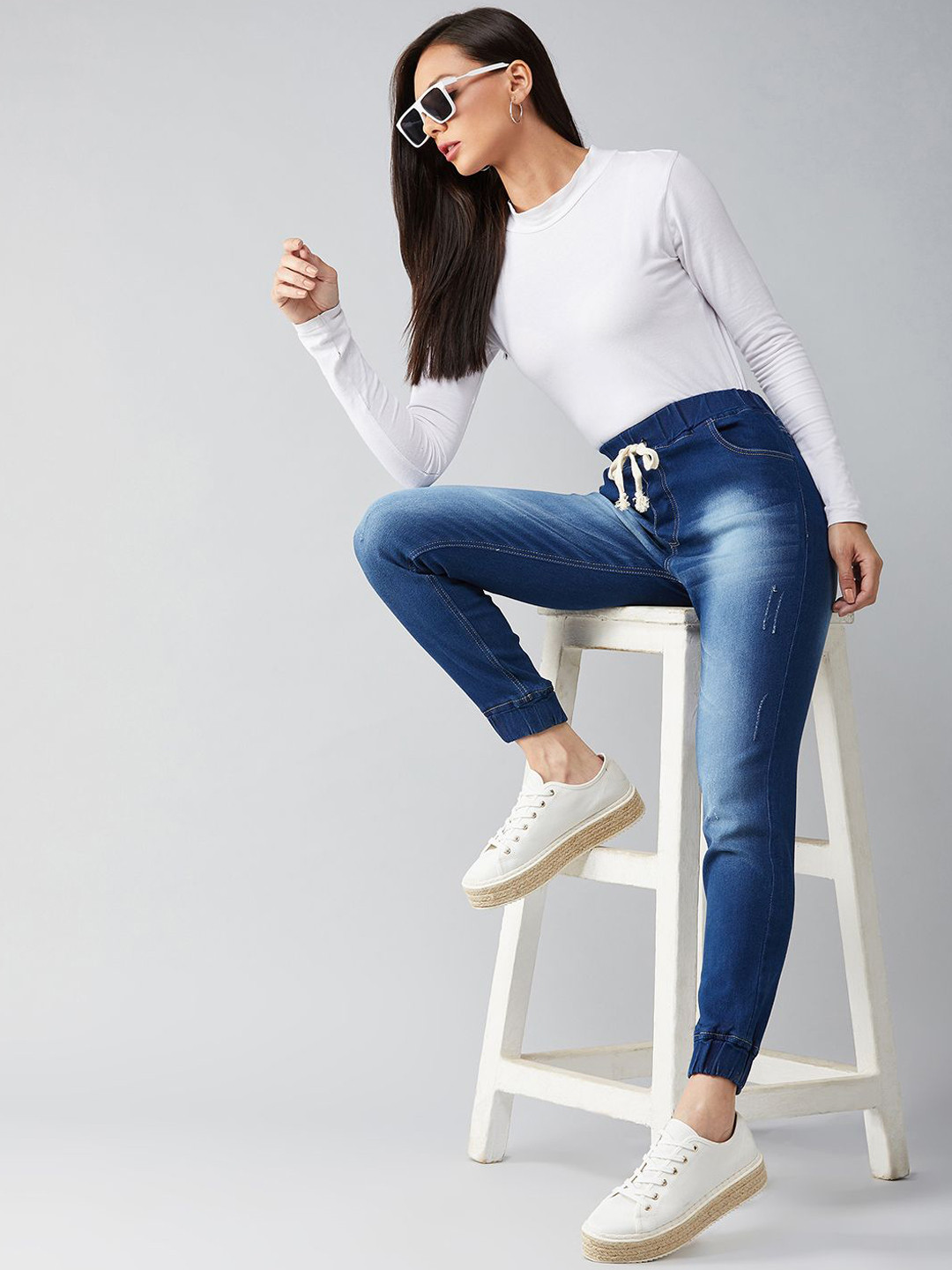 The Roadster Lifestyle Co Timber Pony Heavy Fade Relaxed Fit Stretchable Jeans