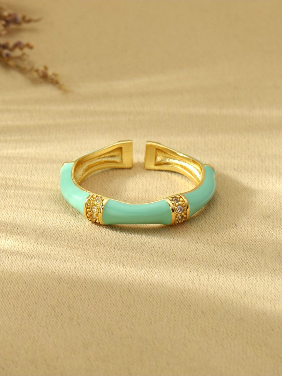 SALTY Stones Studded Honeyed Love Ring