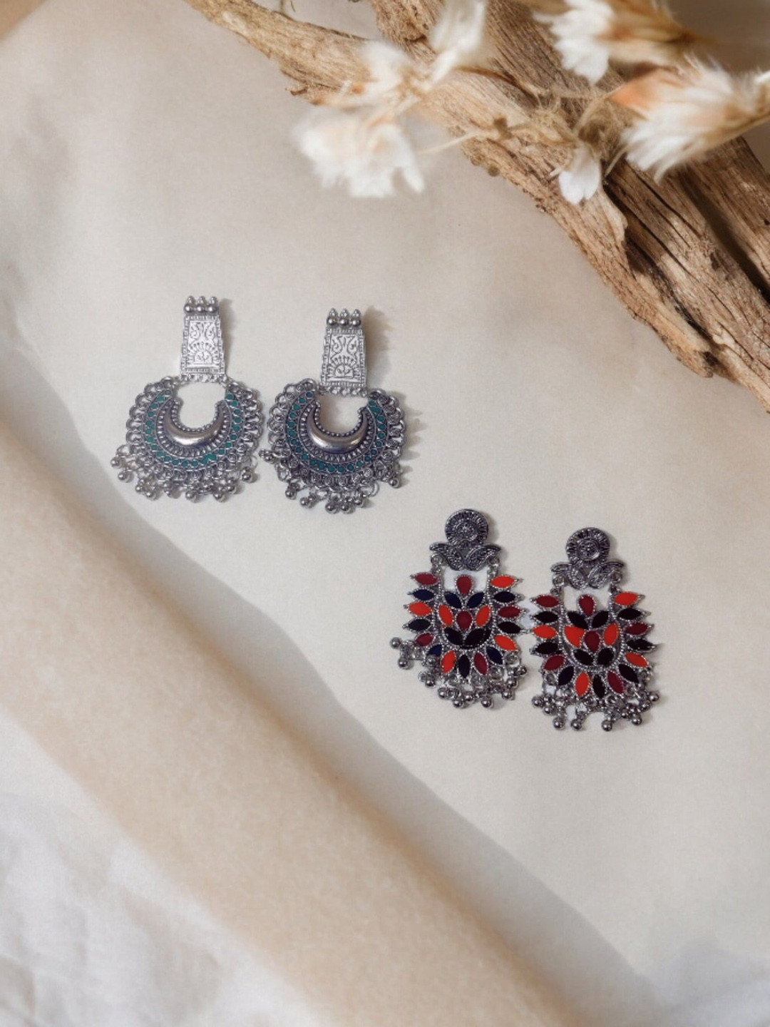 Niska Set Of 2 Drop Earrings