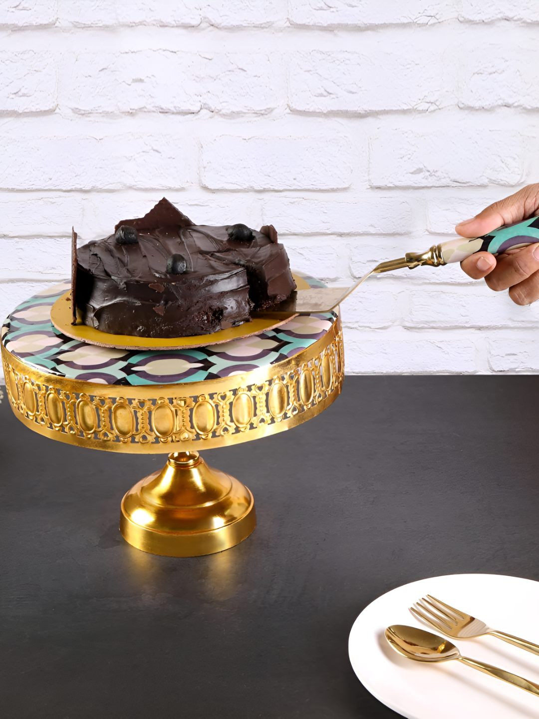 THE HOME CO. Blue Printed Aluminum Cake Stand