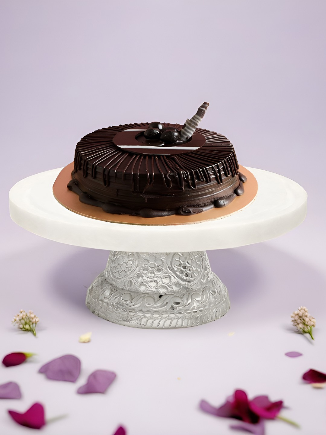 THE HOME CO. White Marble Cake Stand With Butterfly Dome