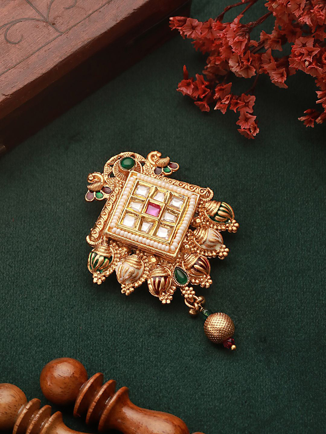 Saraf RS Jewellery Cubic Zirconia Kundan & Pearl Beaded Saree Clip Saree Accessories