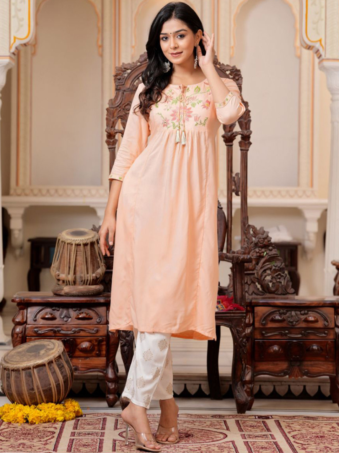 BAESD Floral Embroidered Tie-Up Neck Thread Work Straight Kurta with Trousers