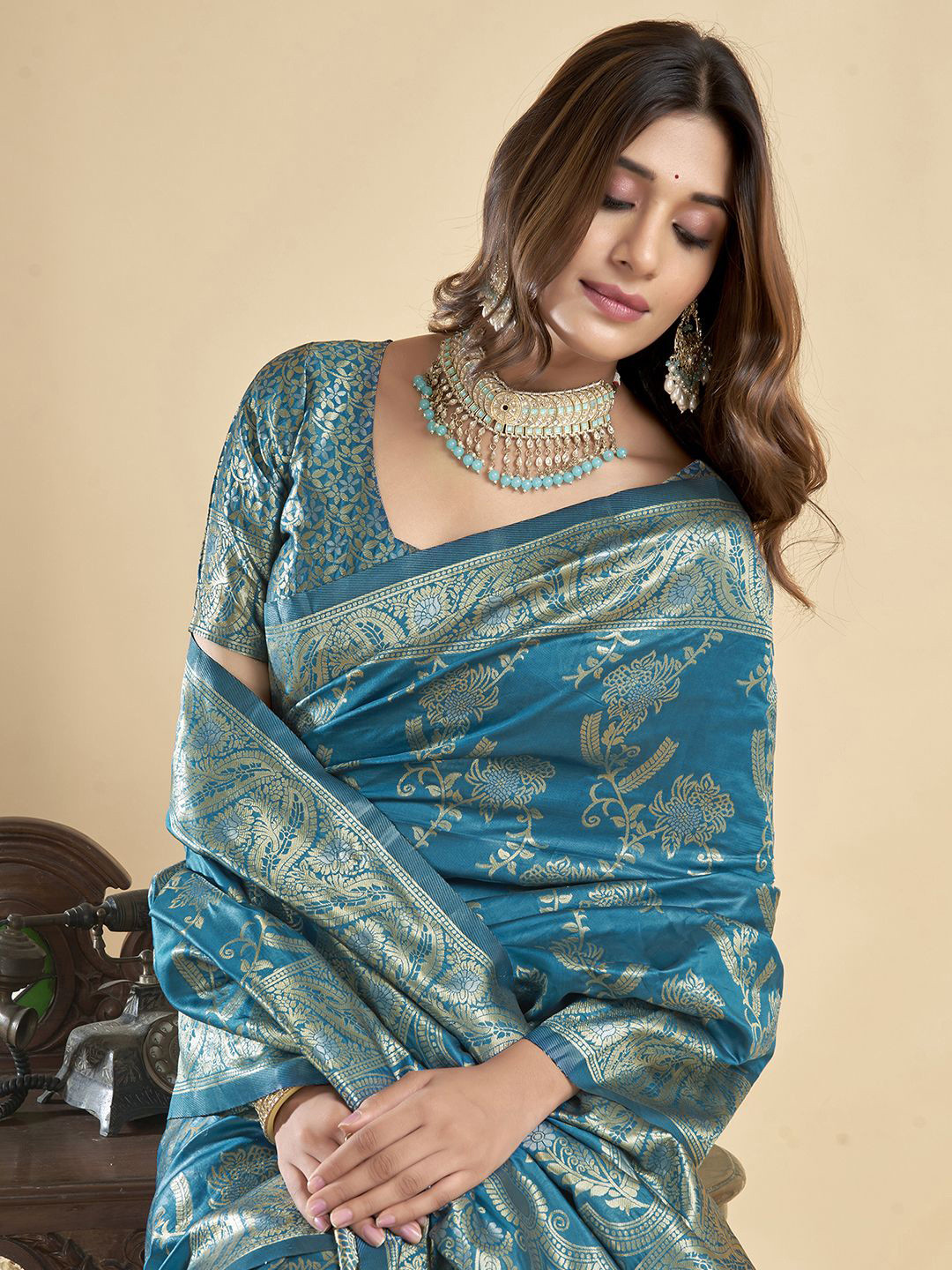 KALINI Woven Design Ethnic Motifs Zari Banarasi Republic Day Saree