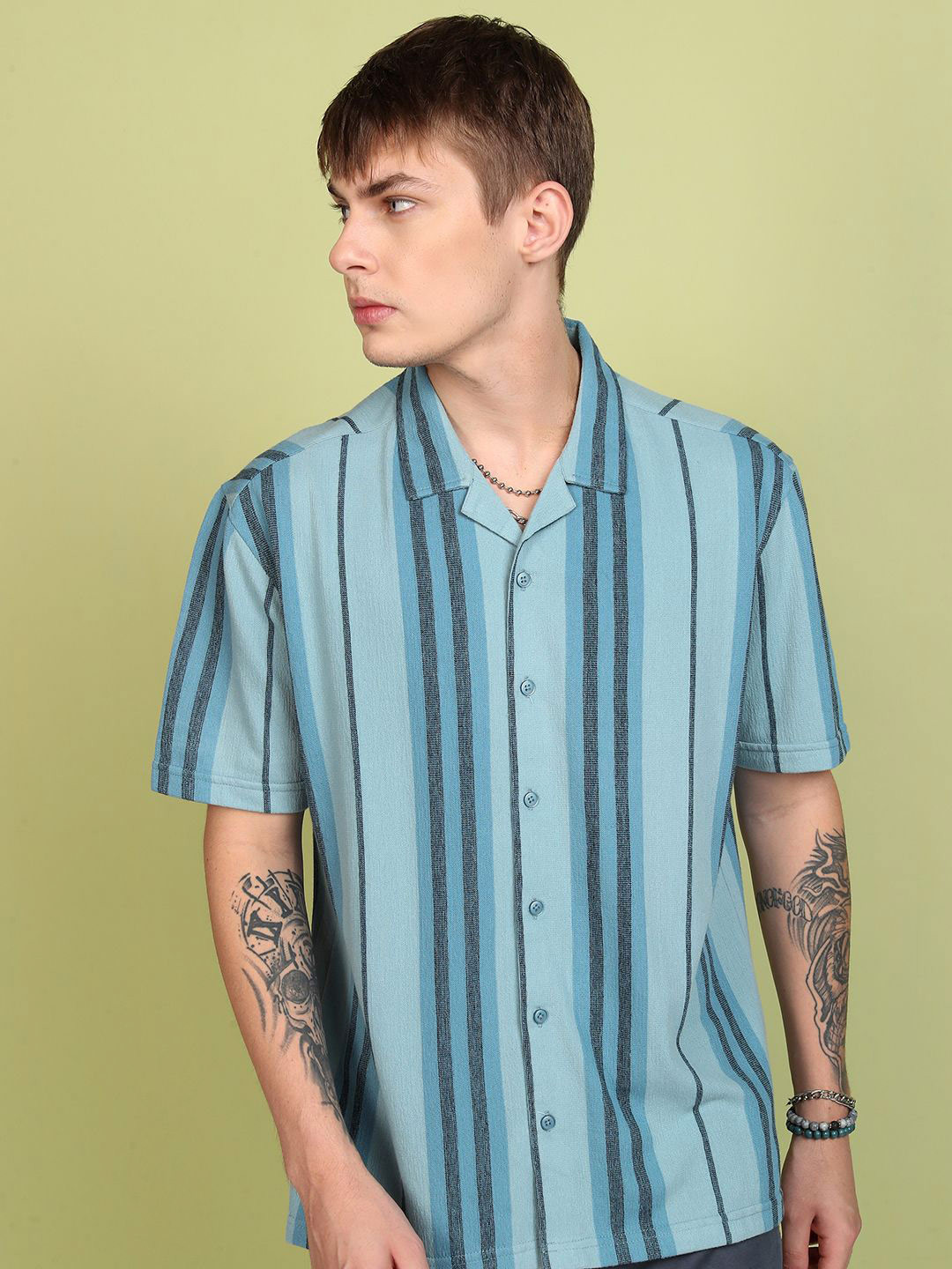 HIGHLANDER Men Drop Shoulder Half Sleeve Knitted Shirt