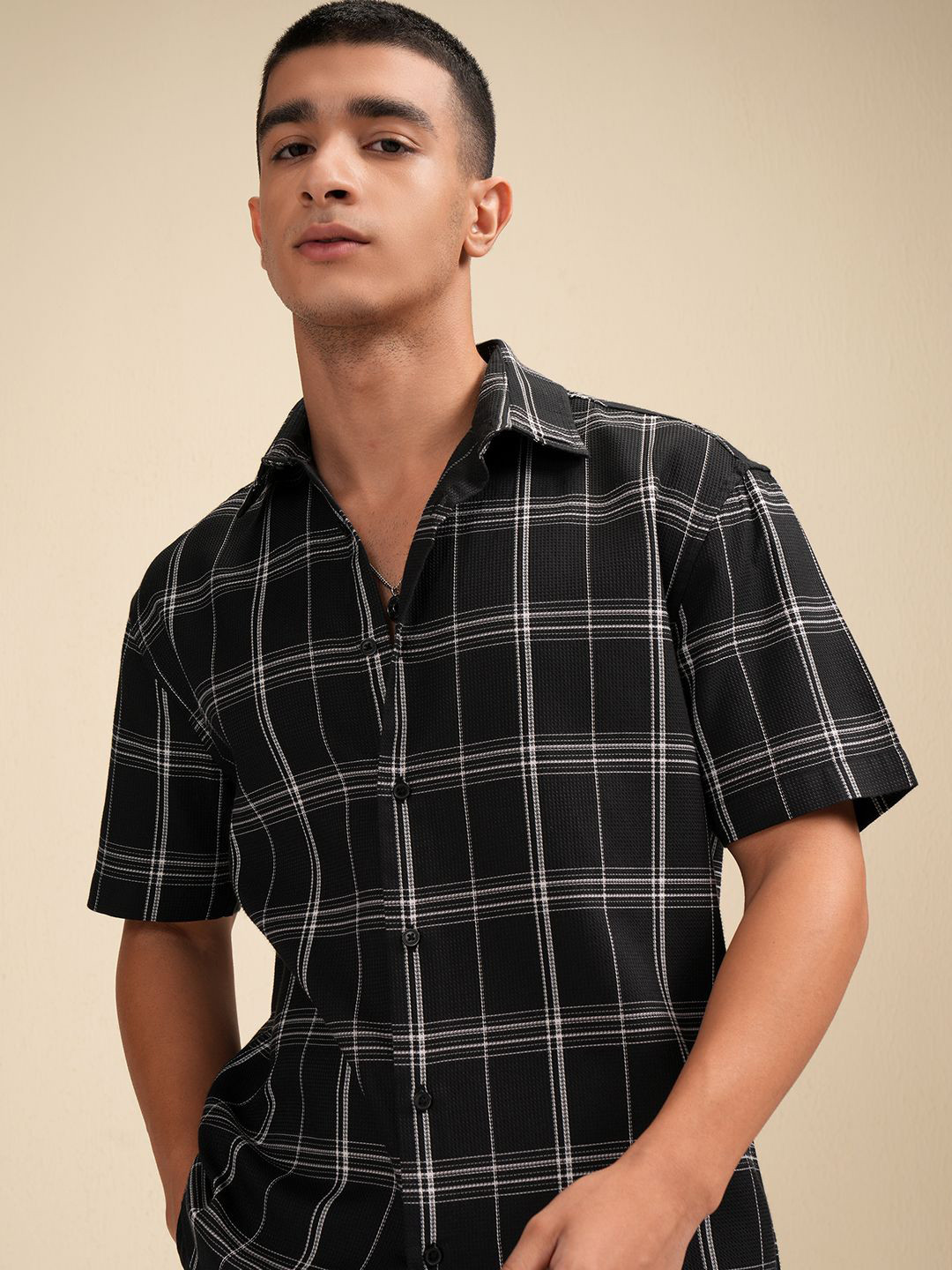 HIGHLANDER Men Mini Waffle Dobby Textured Checked Relaxed Shirt