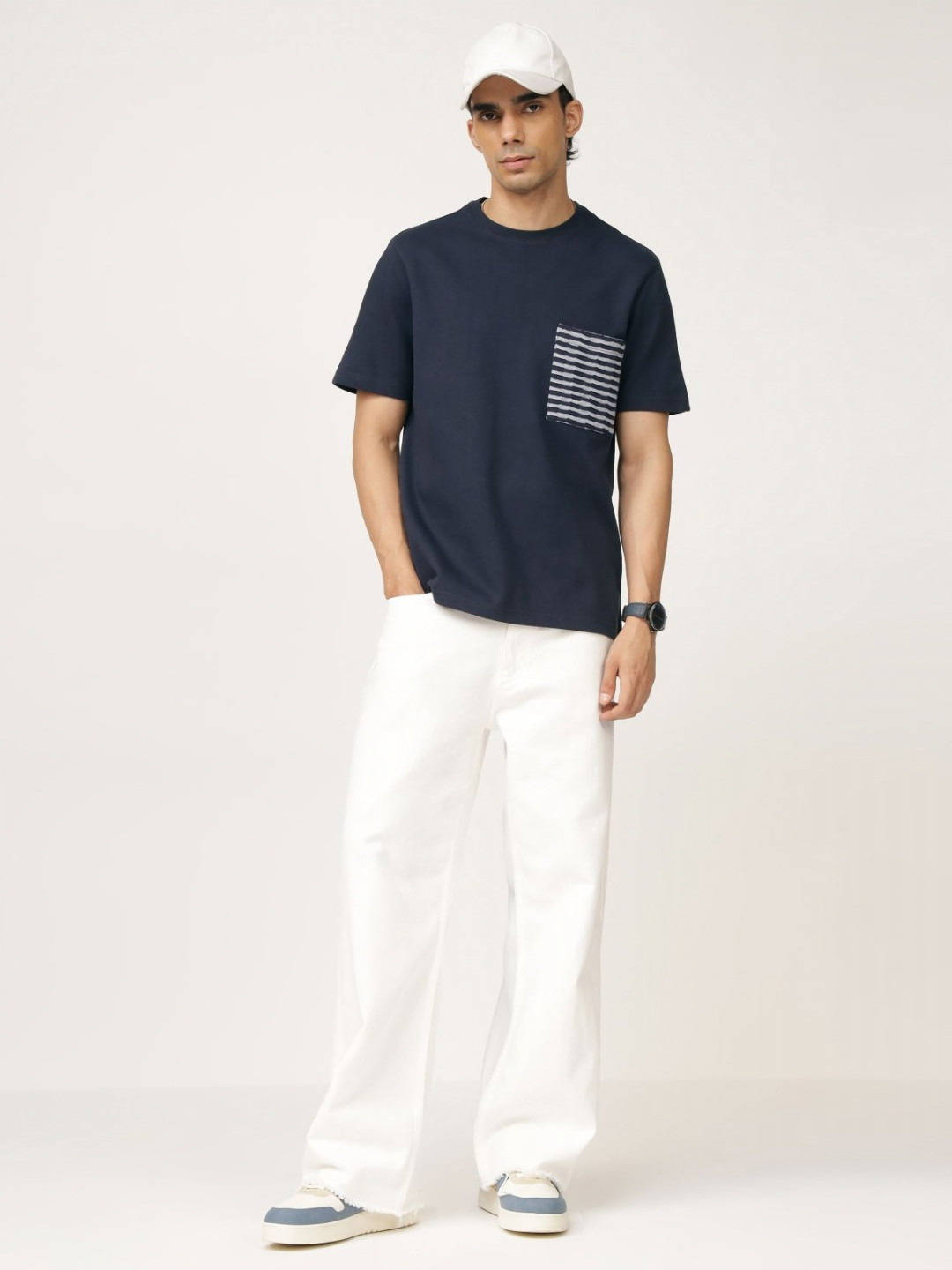 Andamen Men Pocket Play Crew Neck T-shirt